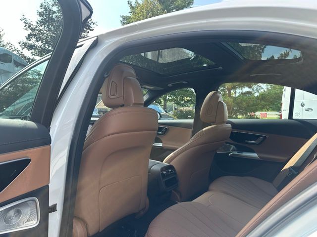 2026 Mercedes Benz E 350 4MATIC Sedan photo 18
