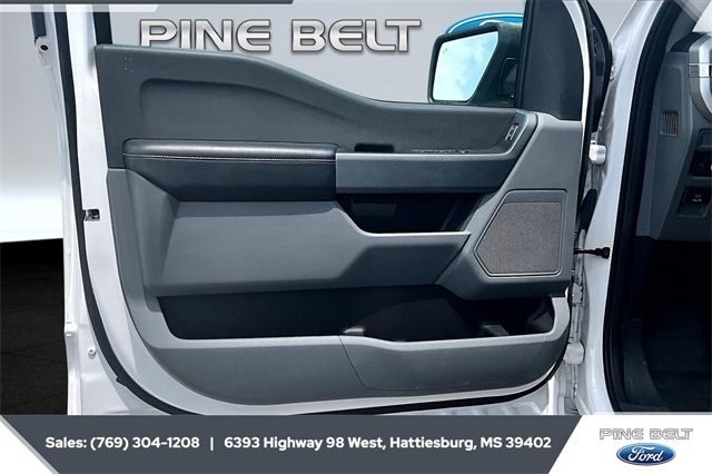 2022 Ford F-150 XLT photo 15