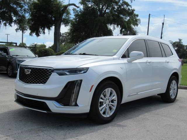 2021 Cadillac XT6 Luxury photo 2