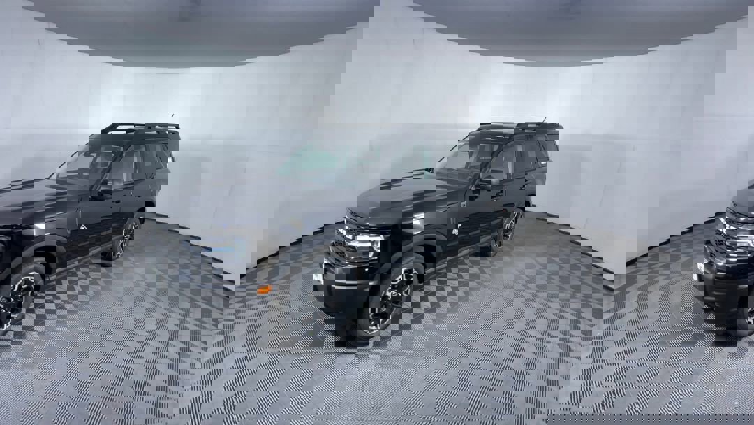 2025 Ford Bronco Sport Outer Banks photo 4