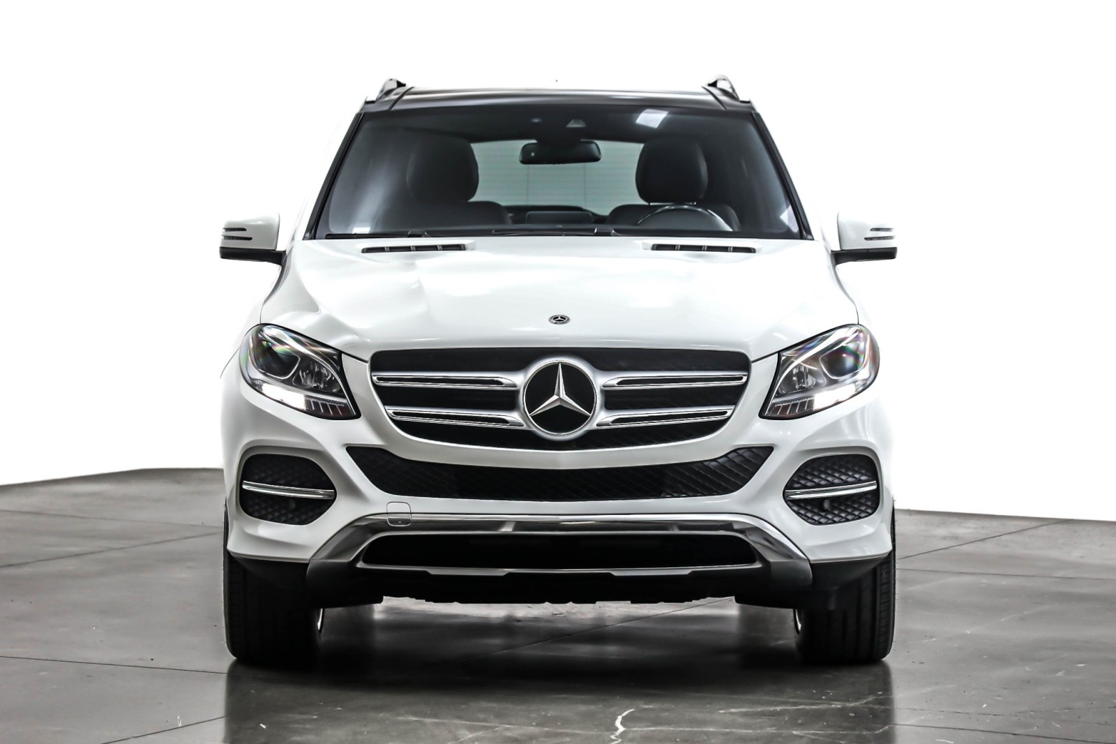 2018 Mercedes Benz GLE 350 photo 2