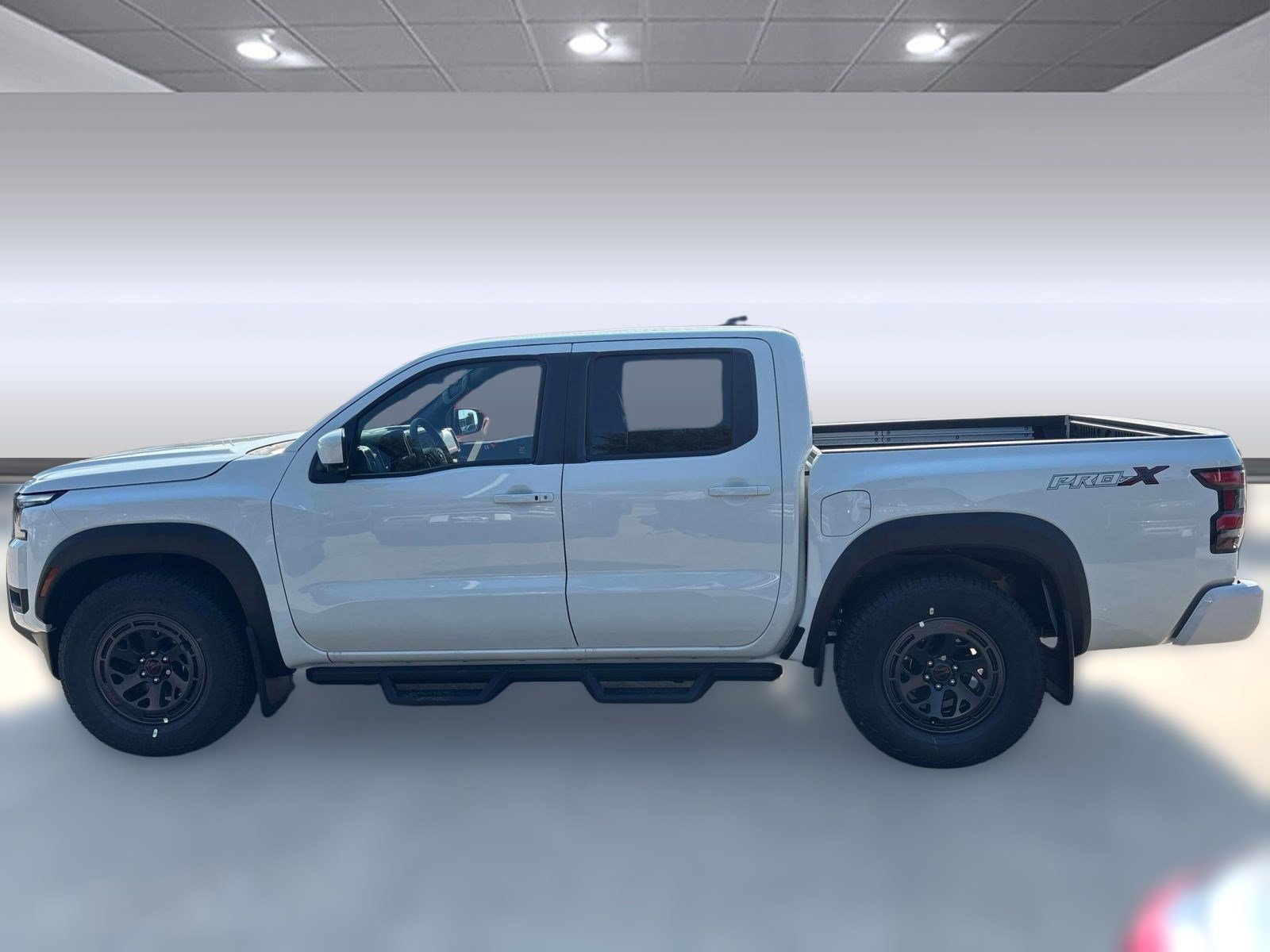 2026 Nissan Frontier Crew Cab PRO-X photo 2