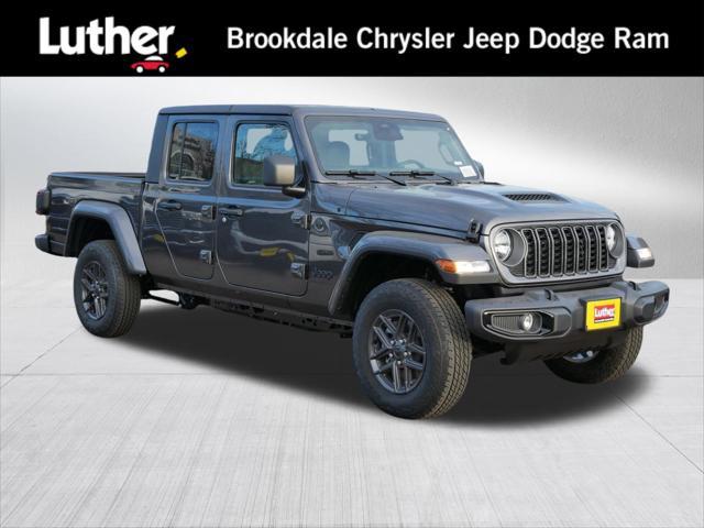 2026 Jeep Gladiator Sport S's photo
