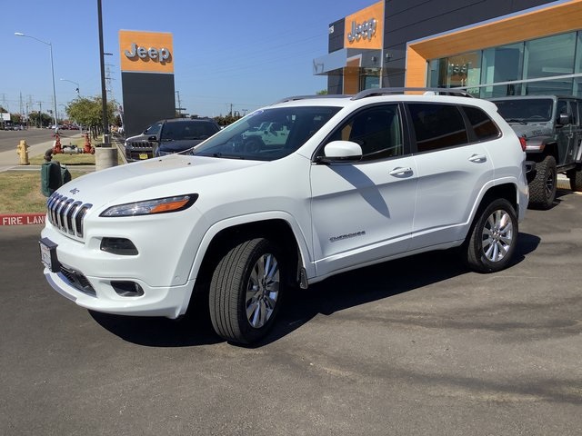 2016 Jeep Cherokee Overland photo 2