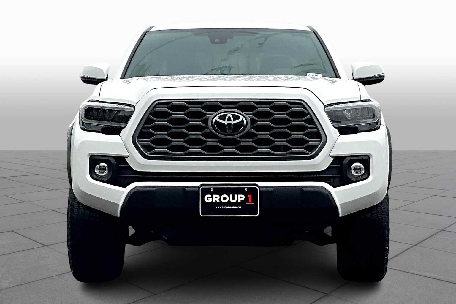 2023 Toyota Tacoma TRD 4x4 photo 3