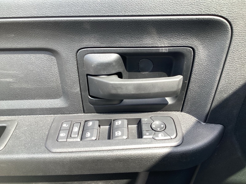 2026 Ram 2500 Tradesman photo 17