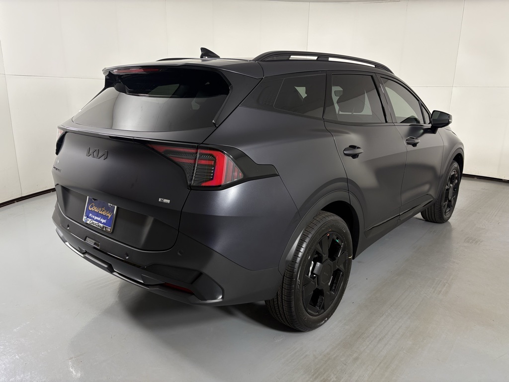 2026 Kia Sportage X-Line photo 3