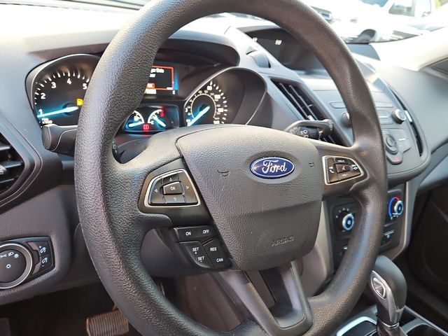 2019 Ford Escape S photo 10