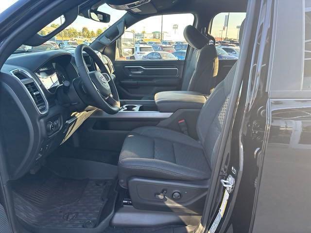 2025 Ram 1500 Big Horn photo 8