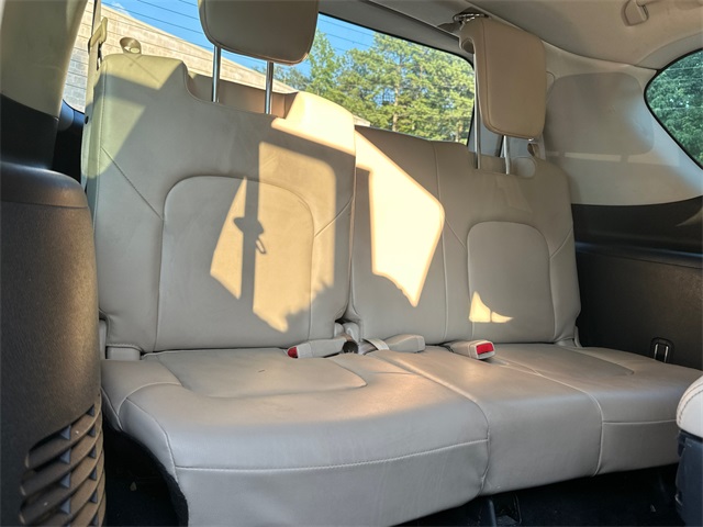 2023 Nissan Armada SL photo 16