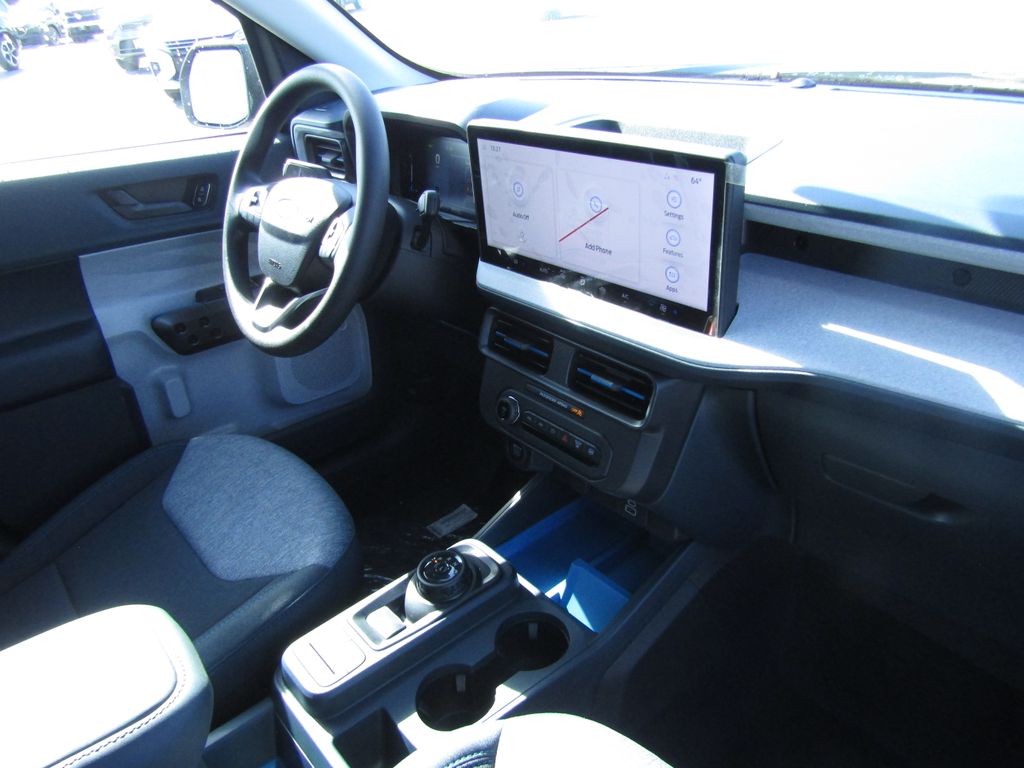 2025 Ford Maverick XLT photo 12