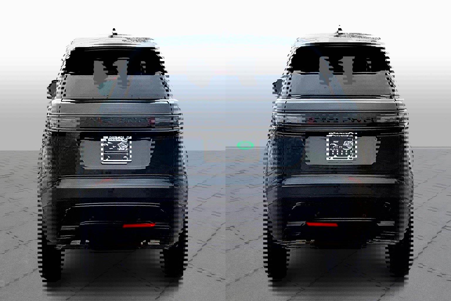 New 2025 Land Rover Range Rover Velar Dynamic SE Sport Utility in