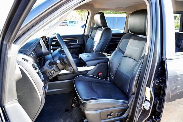 2022 Ram 3500 Laramie photo 19