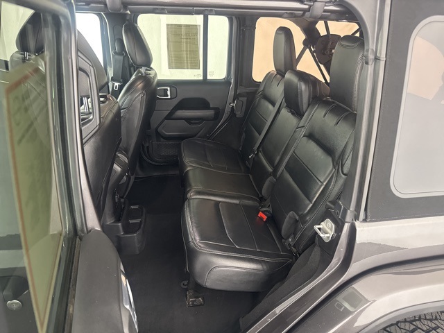 2021 Jeep Wrangler Unlimited Sahara photo 22