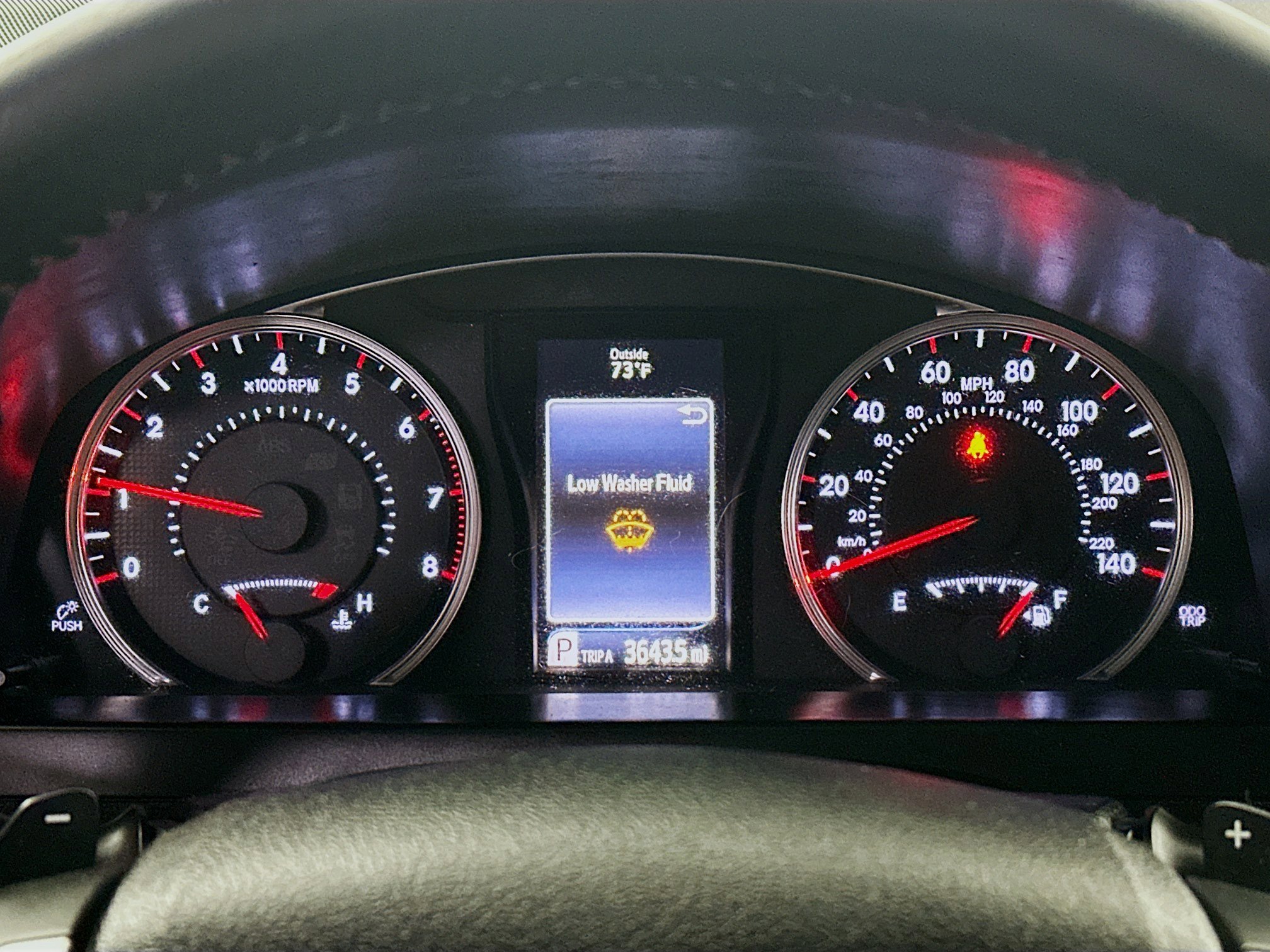 2015 Toyota Camry SE photo 12
