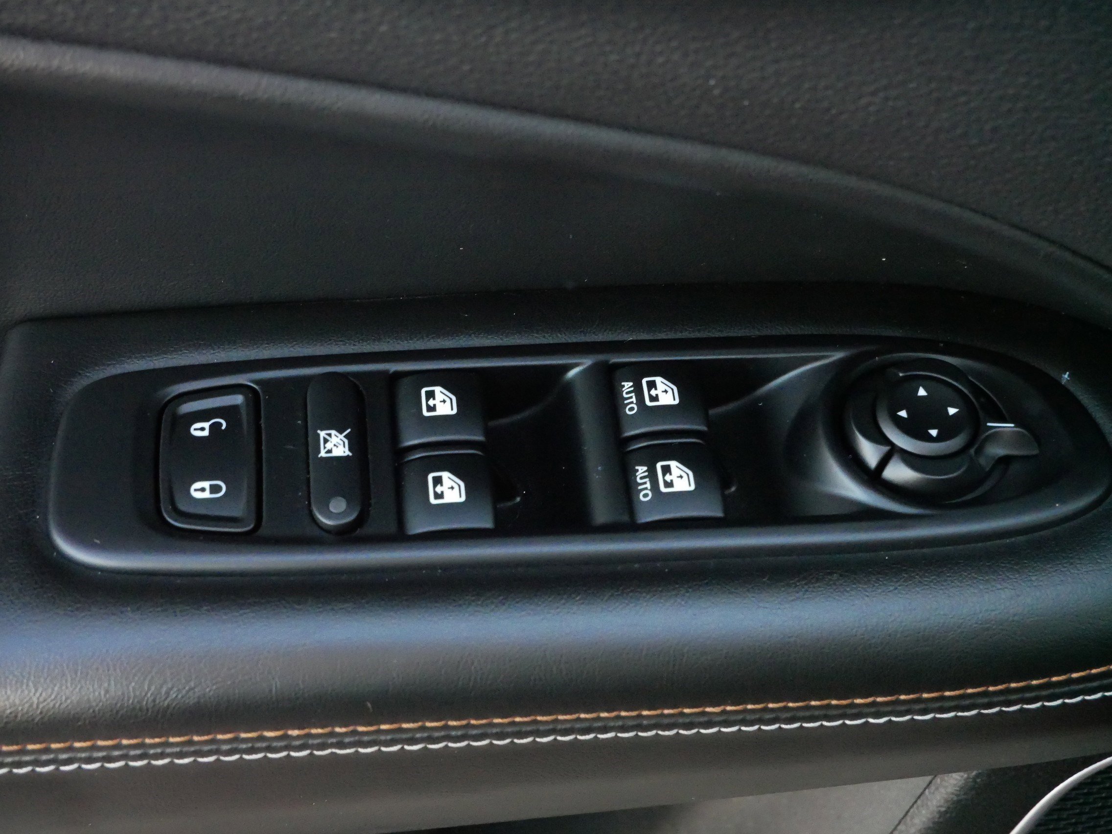 2018 Jeep Compass Latitude photo 18