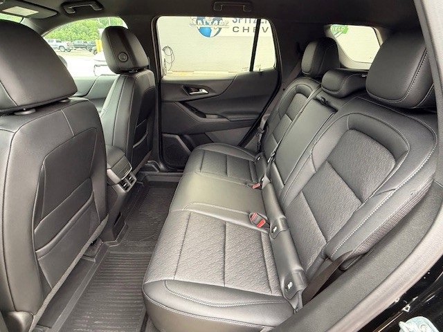 2026 Chevrolet Equinox LT photo 14