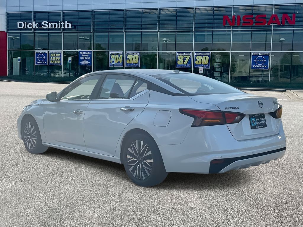 2024 Nissan Altima 2.5 SV photo 4