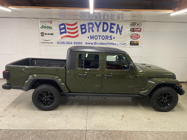 2021 Jeep Gladiator WILLYS's photo