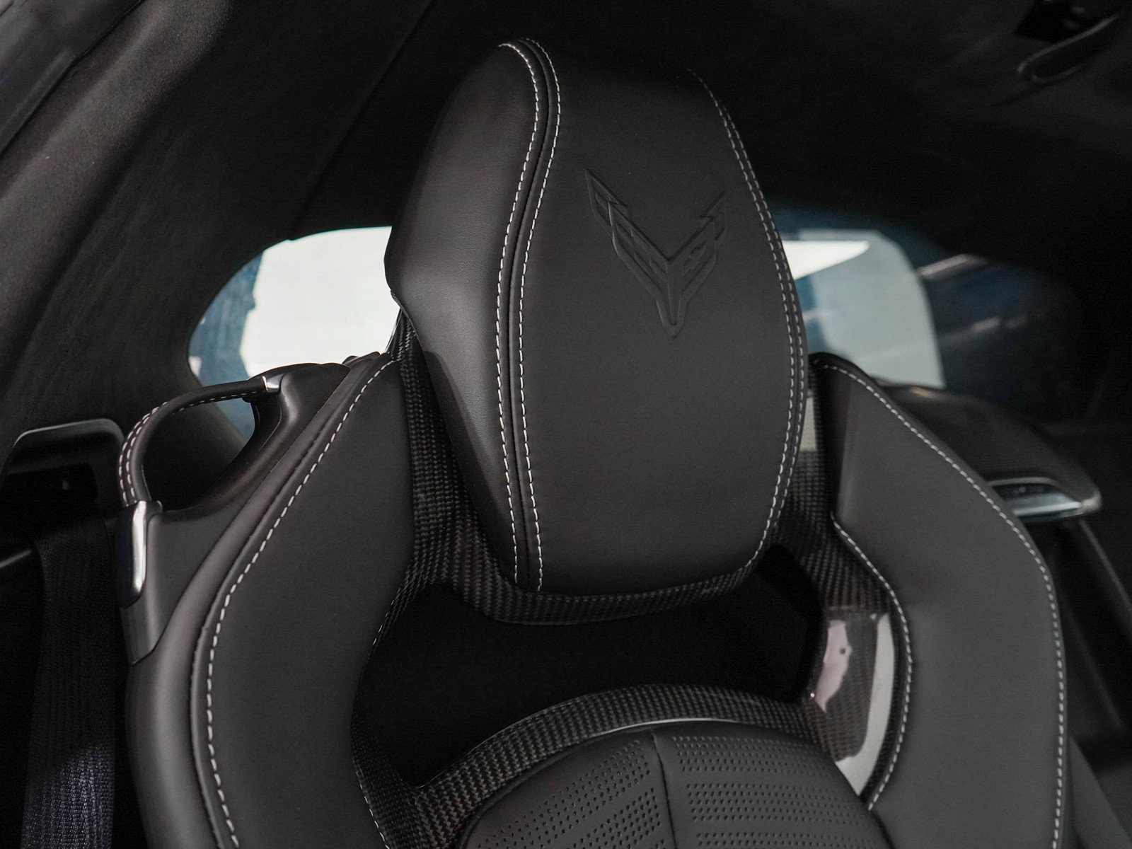 2021 Chevrolet Corvette 3LT photo 14