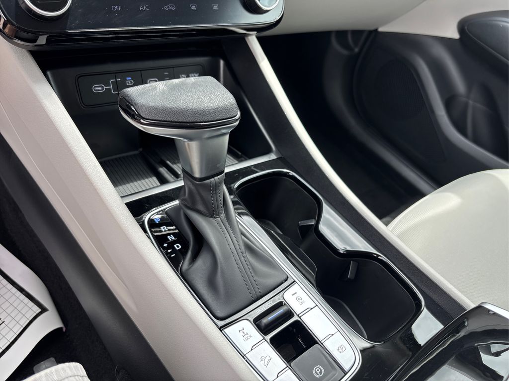 2025 Hyundai Tucson SEL photo 28