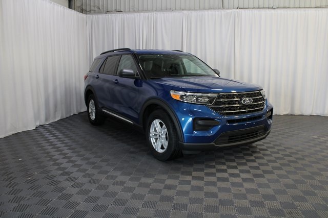 2023 Ford Explorer XLT photo 26