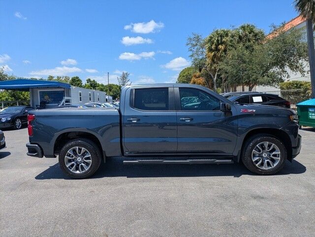 2021 Chevrolet Silverado 1500 RST photo 6