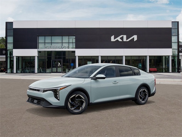 2025 Kia K4 EX photo 2