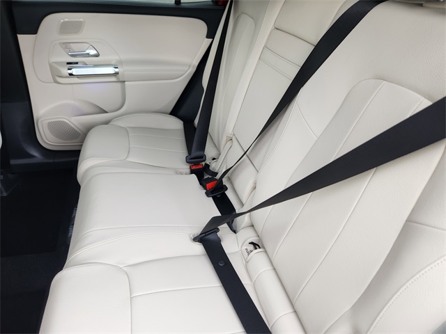2026 Mercedes Benz GLB 250 4MATIC photo 11