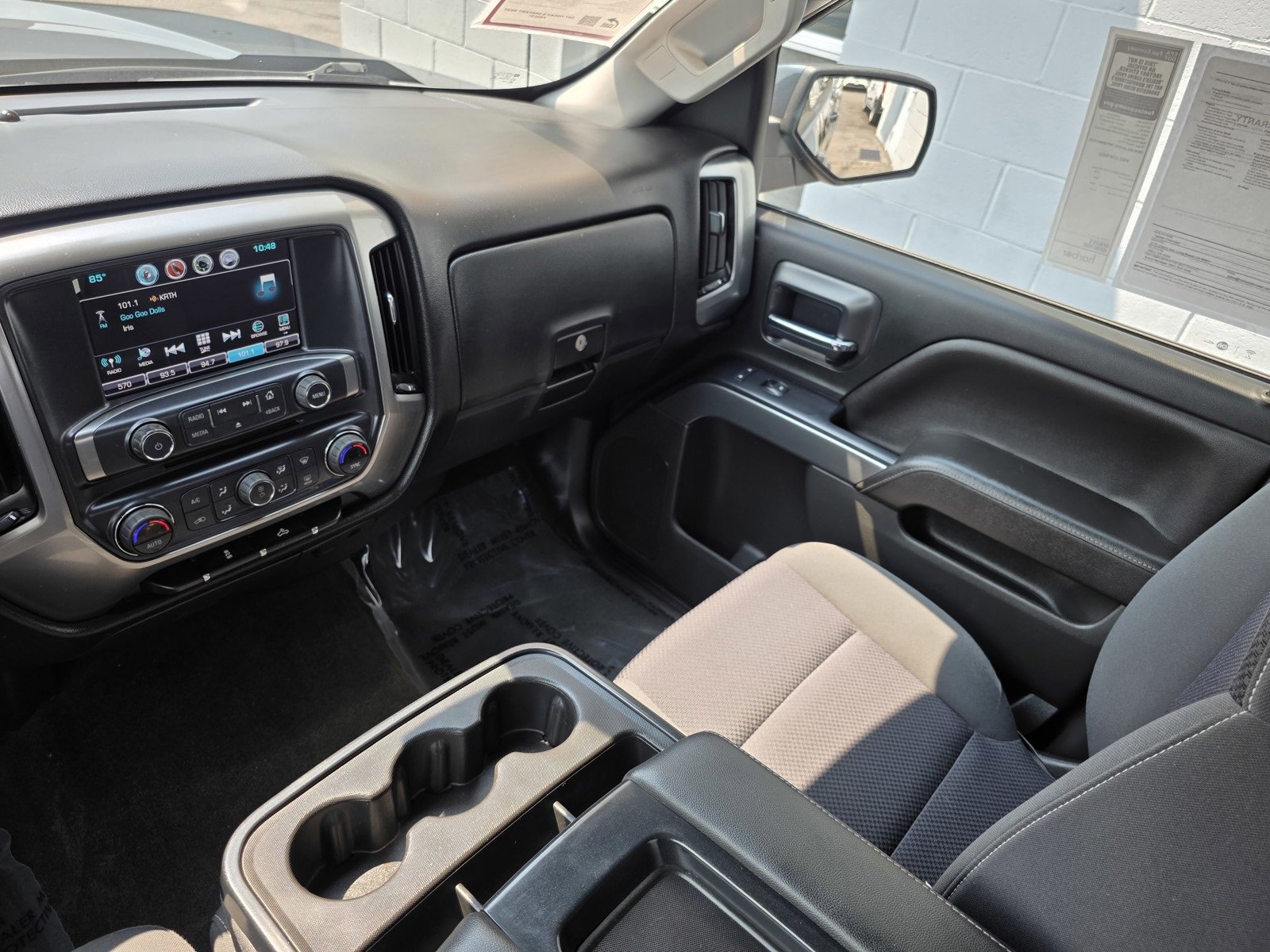 2017 Chevrolet Silverado 1500 LT photo 17
