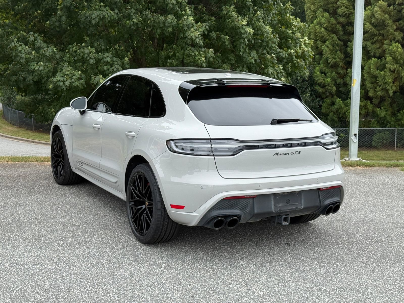 2023 Porsche Macan GTS photo 3