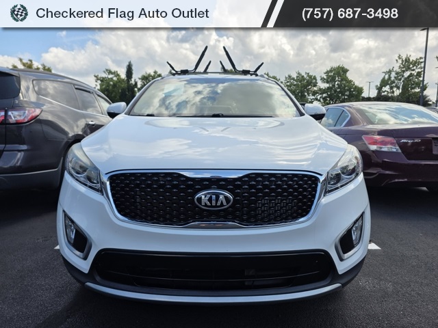 2017 Kia Sorento EX photo 2