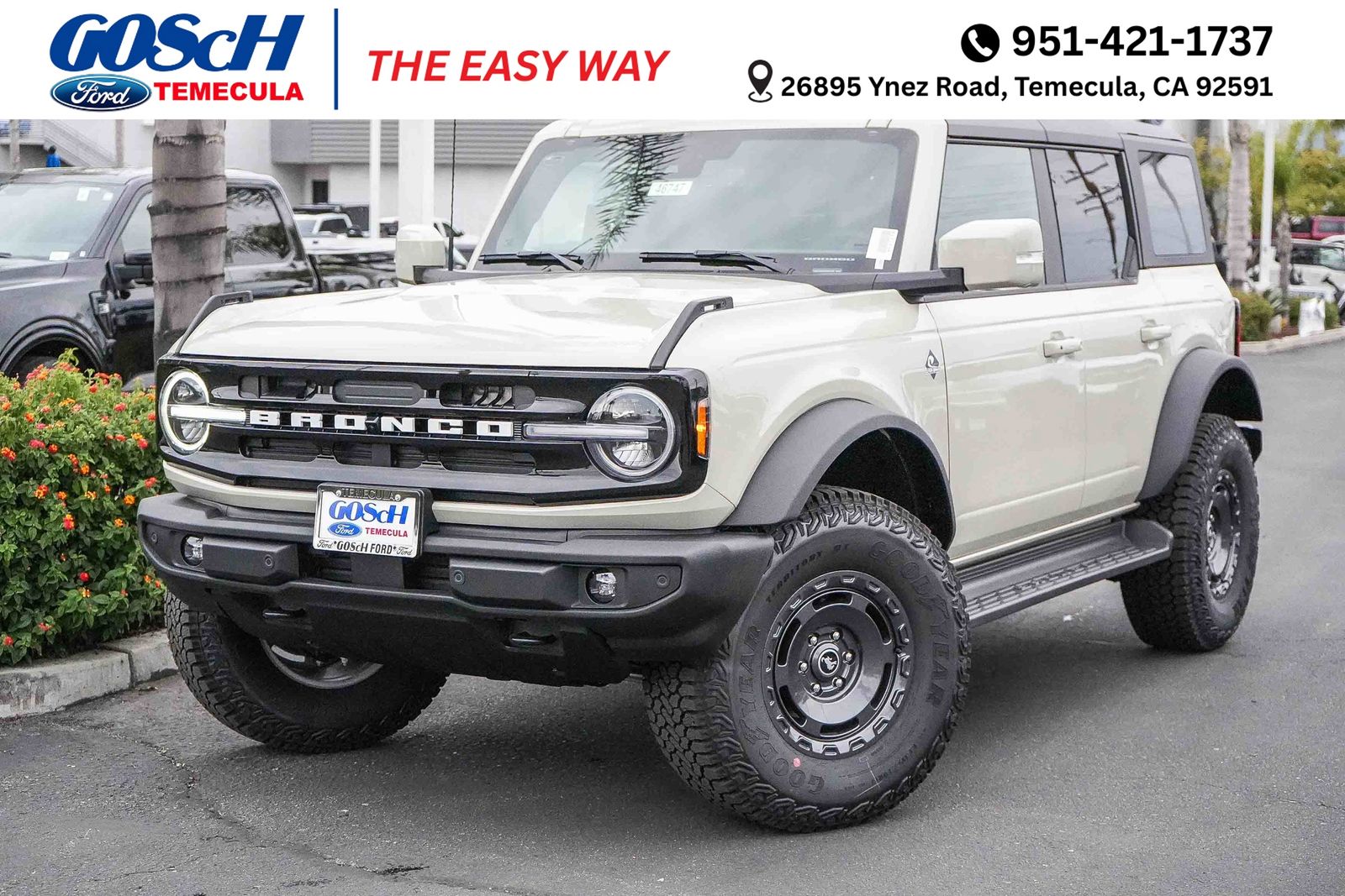2025 Ford Bronco 4-Door Outer Banks