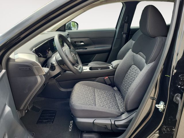 2025 Nissan Kicks SV photo 5