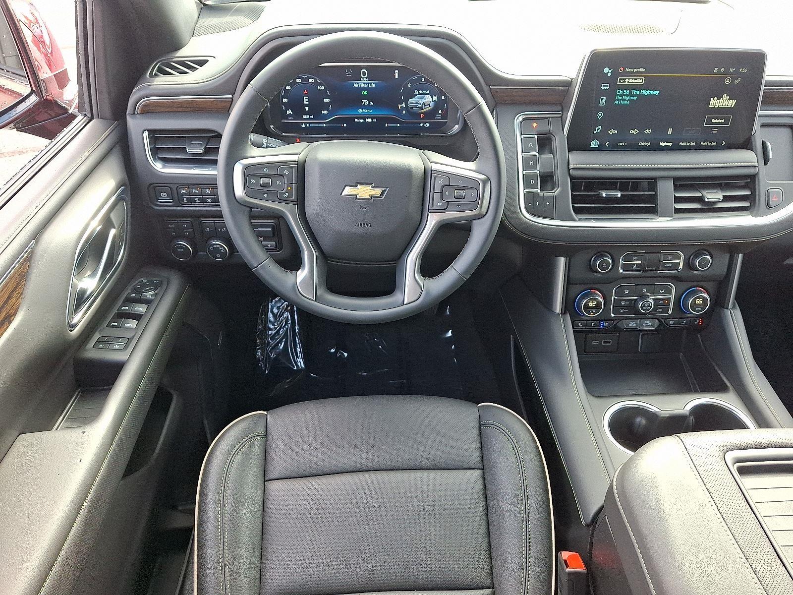 2024 Chevrolet Suburban Premier photo 12