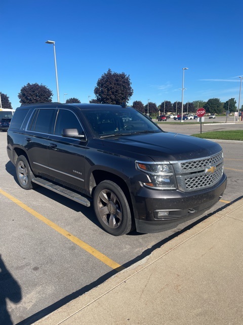 2017 Chevrolet Tahoe LT photo 3