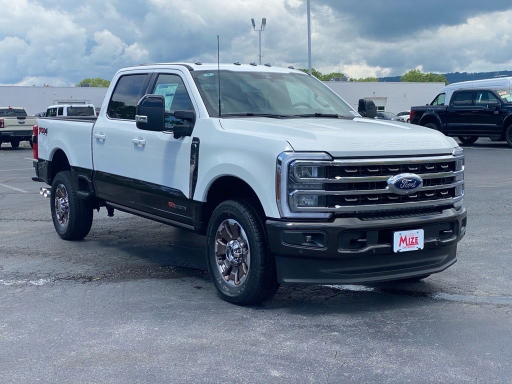 2025 Ford F-250 King Ranch photo 2