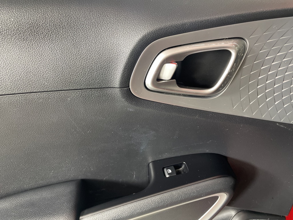 2020 Kia Soul LX photo 28