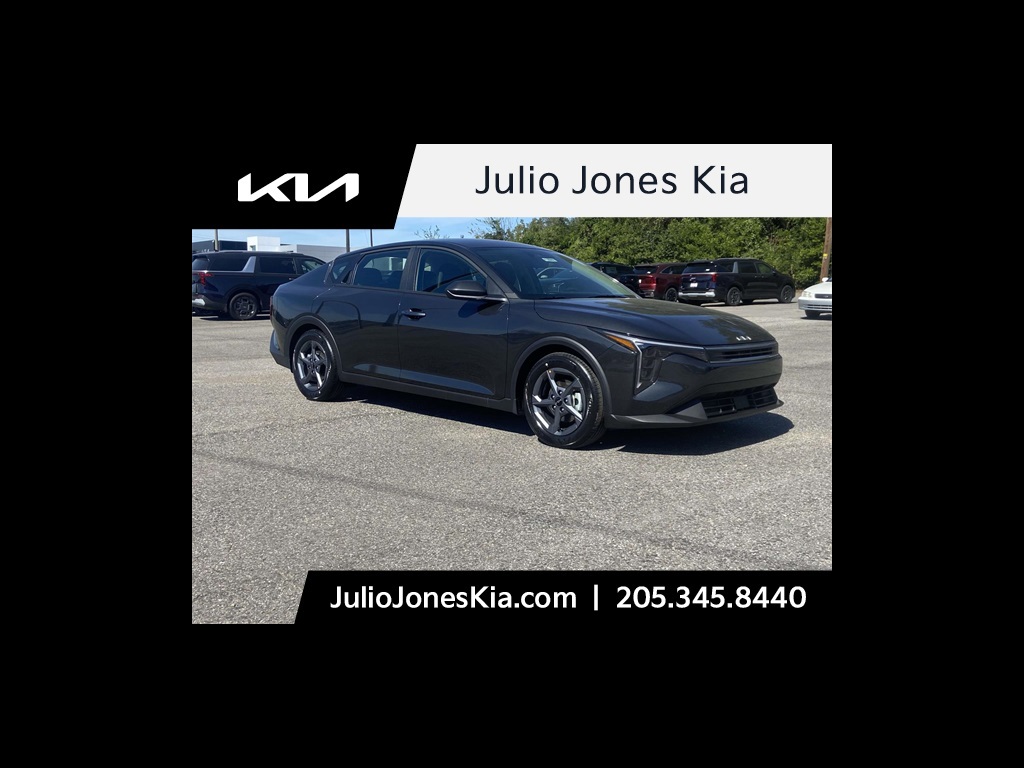 2025 Kia K4 LXS's photo