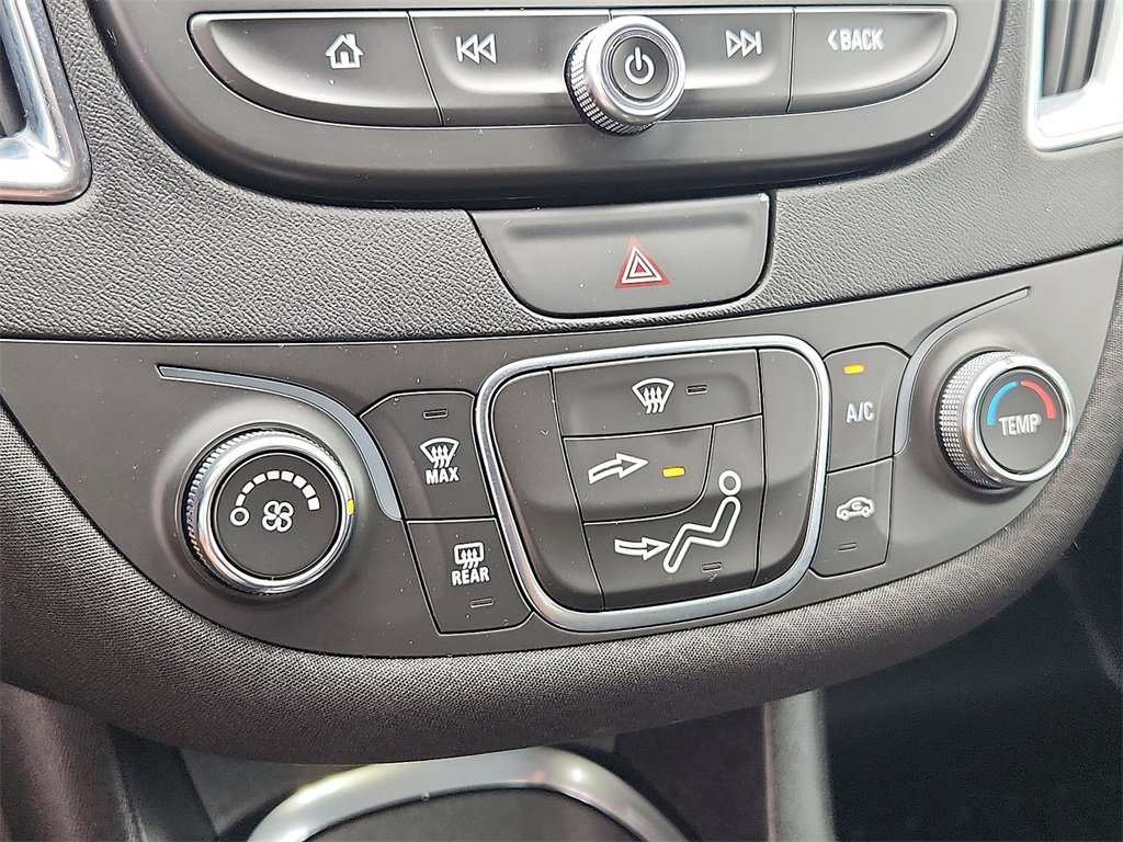 2018 Chevrolet Malibu 1LT photo 14