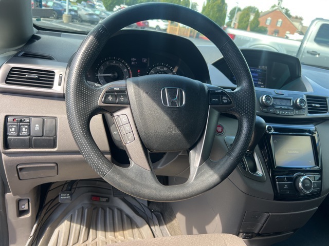 2015 Honda Odyssey EX photo 15