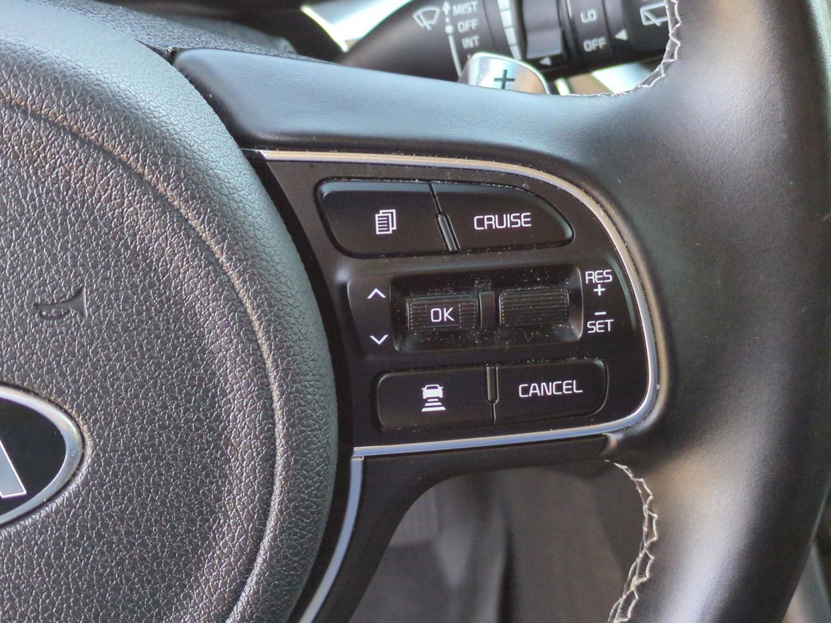 2020 Kia Niro EX Premium photo 28