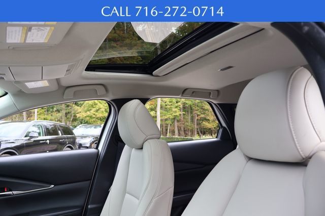 2025 Mazda CX-30 2.5 S Preferred photo 4