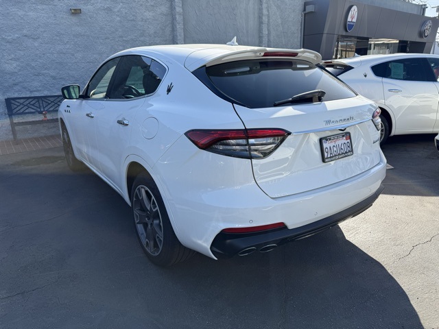 2022 Maserati Levante Modena photo 2