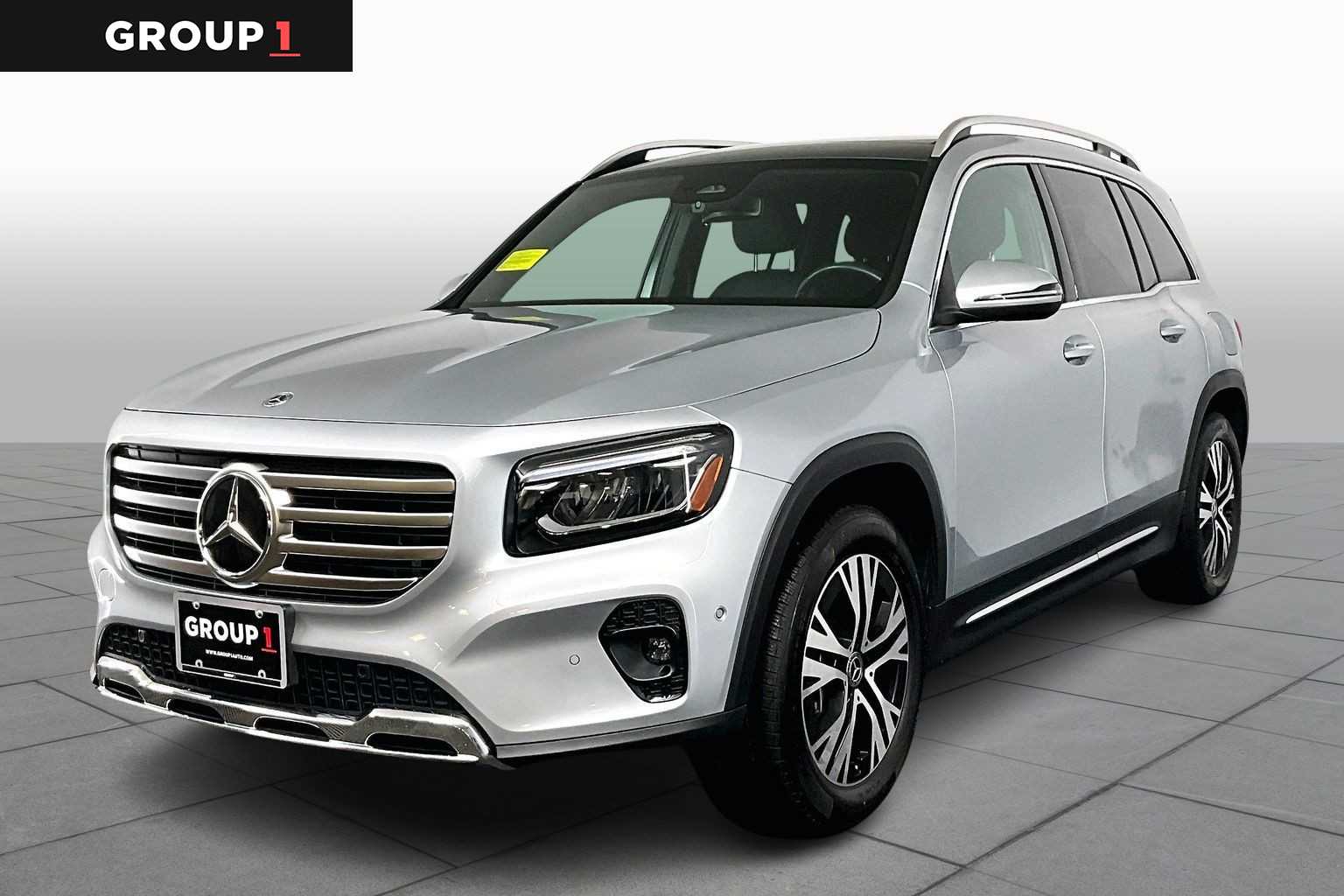 2025 Mercedes-Benz GLB Base's photo