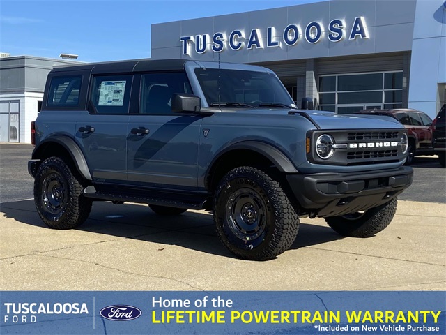 2025 Ford Bronco 4-Door Base's photo