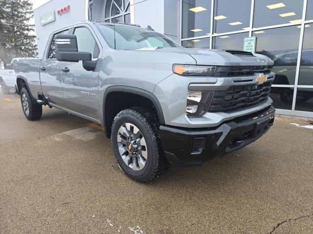 2026 Chevrolet Silverado 2500HD Custom's photo