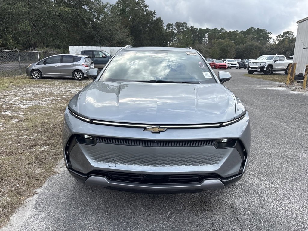 2025 Chevrolet Equinox EV LT's photo