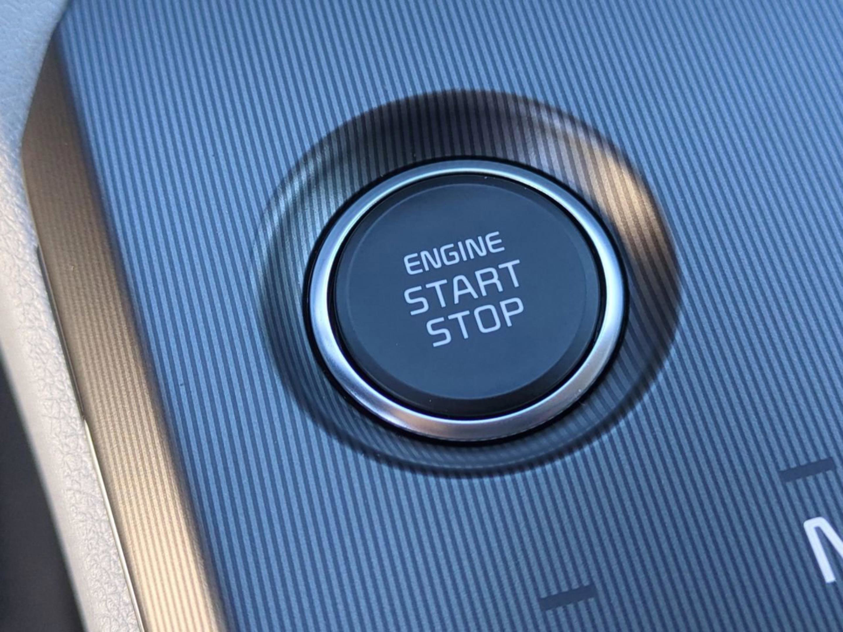 2026 Kia Sportage Hybrid EX photo 25