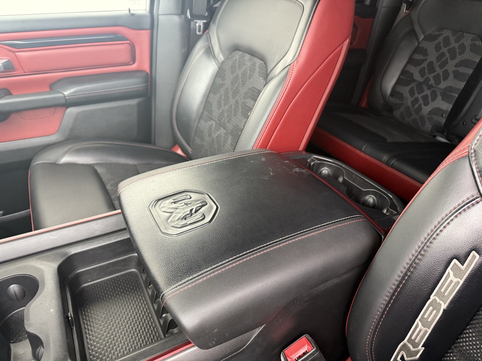 2019 Ram 1500 Rebel photo 18